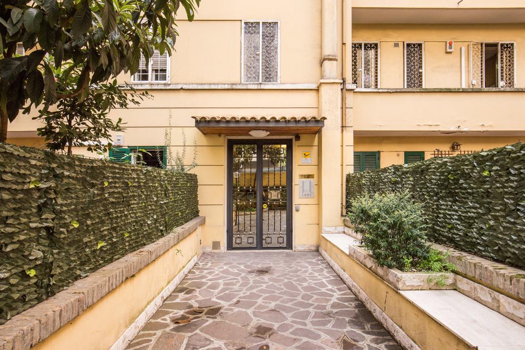 M&L Apartment - Caracalla Holiday Rom Eksteriør billede